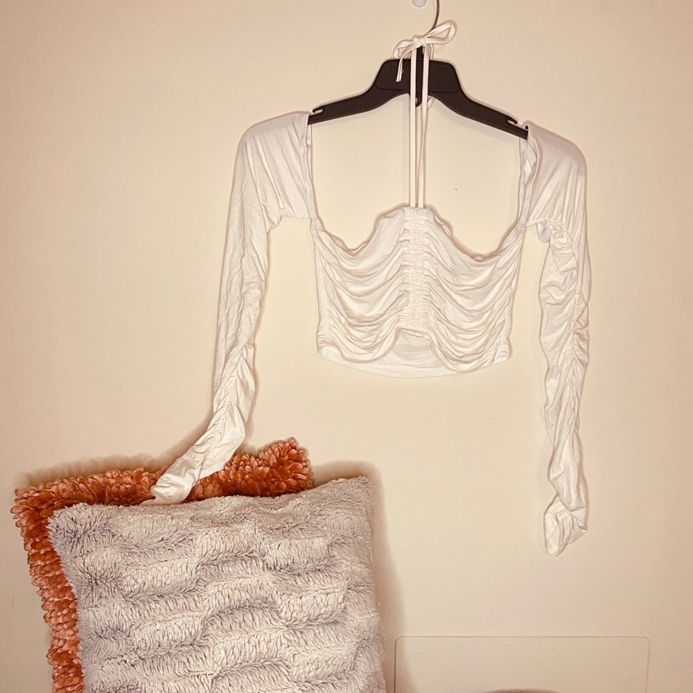 COPY - Cropped White Ruched Top